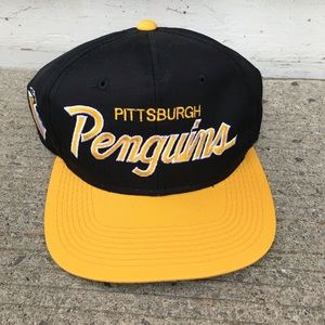 Vintage 90s Sports specialties The Twill Pittsburgh Penguins script SnapBack hat